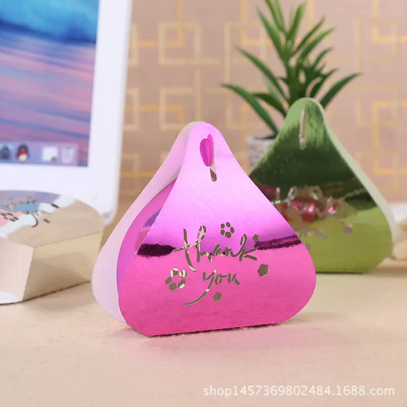 新款镂空喜糖盒 结婚心型喜糖盒 巧克力包装纸盒婚