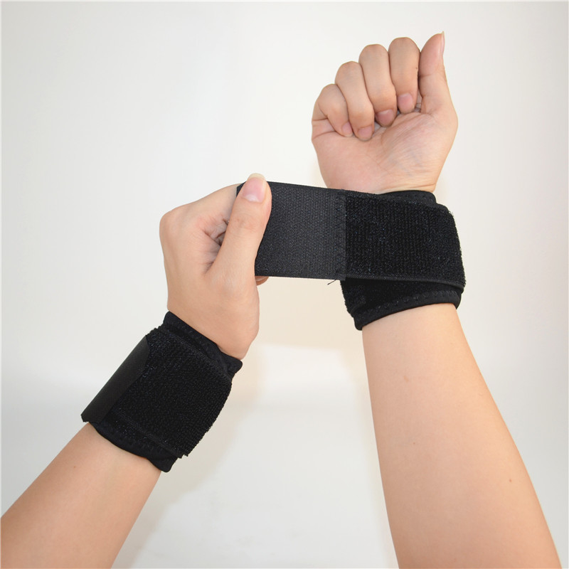 戶外運動纏繞護腕籃球羽毛球排球護手腕健身舉重啞鈴護腕純黑批發