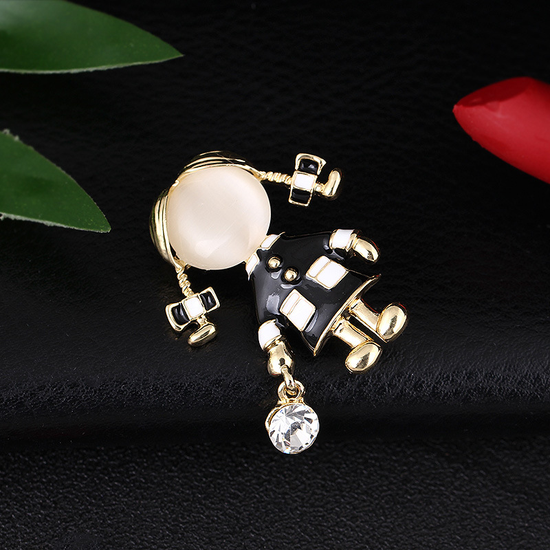 Princess Cute Sweet Doll Alloy Enamel Plating Inlay Rhinestones Women's Brooches display picture 4