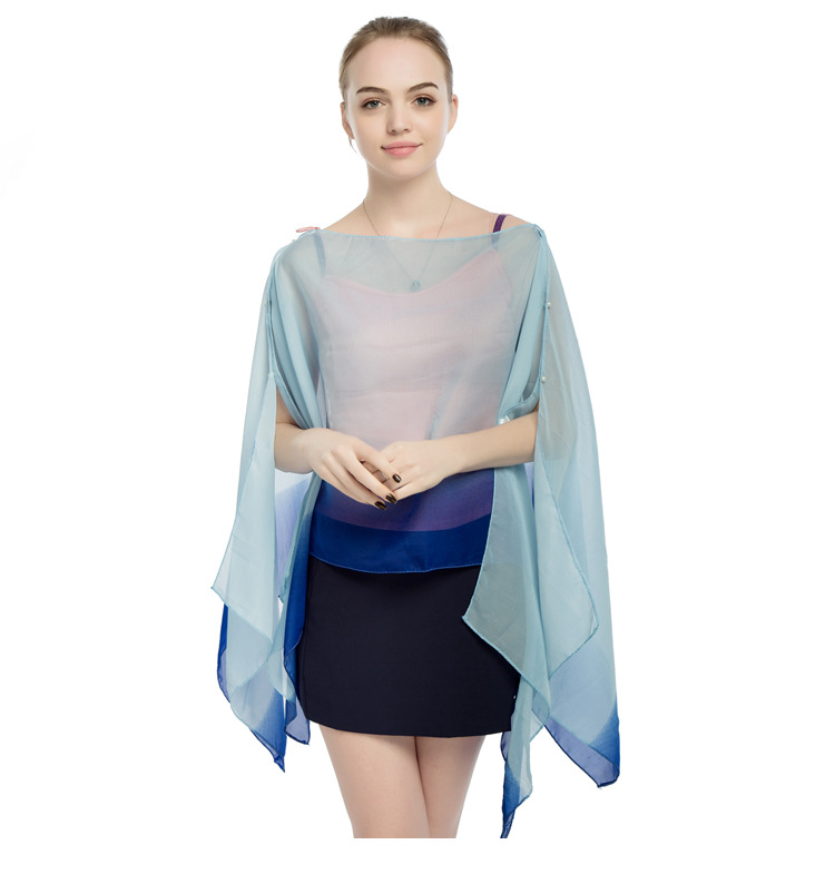 钉扣沙滩披肩 套头斗篷夏季防晒披肩厂家 女士围巾批