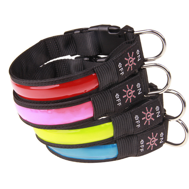 Glowing choker with usb charger