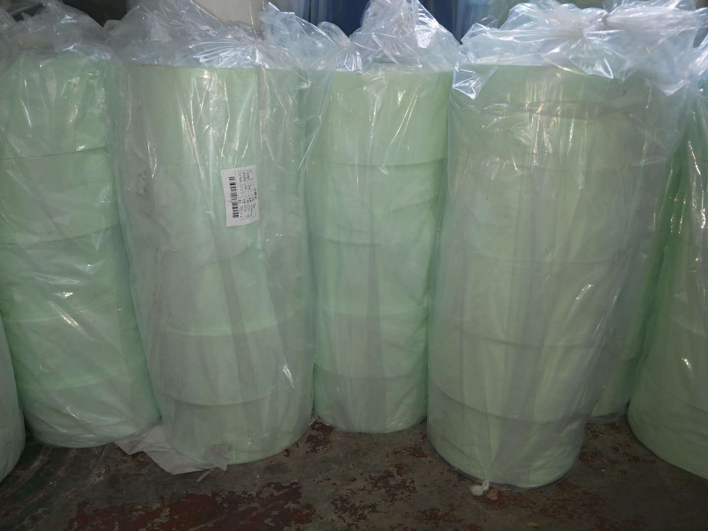 厂家销售豆绿色无纺布玻璃钢管用无纺铺路用无纺布15cm宽