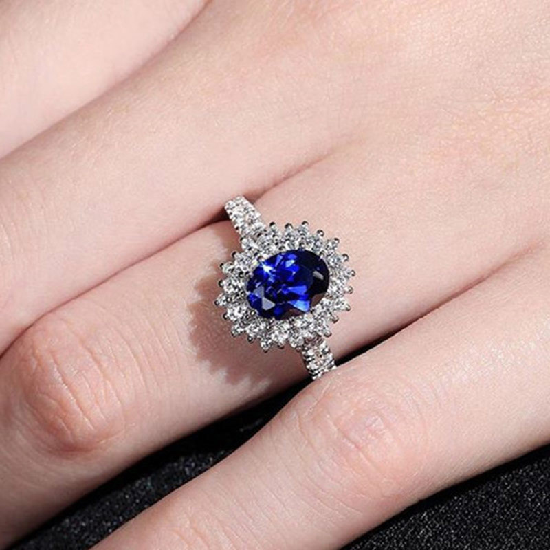 Fashionable Engagement Oval Blue Zircon Diamond New Copper Ring display picture 1