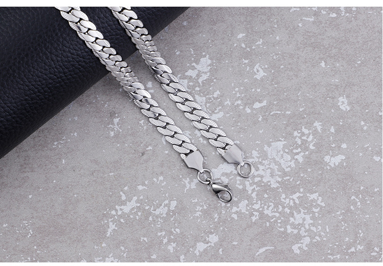 Couple Gender Fashion Style PVD Coated 18K Gold Plated Geometric Titanium Steel Fashion Waterproof Non Tarnish Titanium Steel Necklace