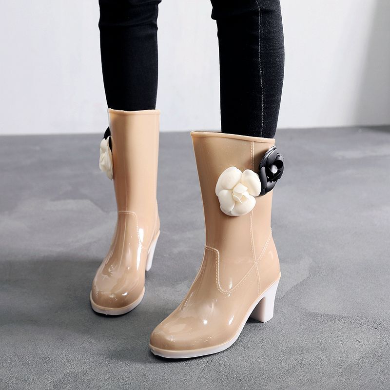 Fashion mid-tube adult rain shoes ladies Camellia with cotton velvet warm high-heeled rain boots non-slip water shoes overshoes rubber shoes