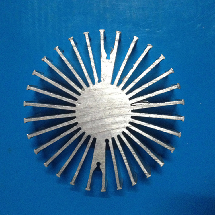 厂家直销LED工矿灯太阳花散热器 50W-100W散热器