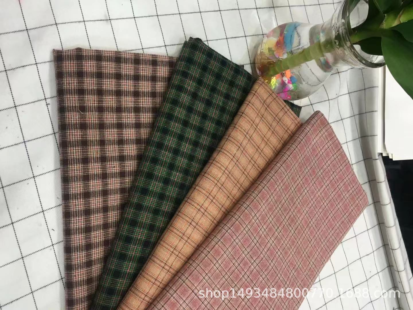 21支梭子色织平纹小格子衬衫面料女装时尚面料现货供应厂家直销