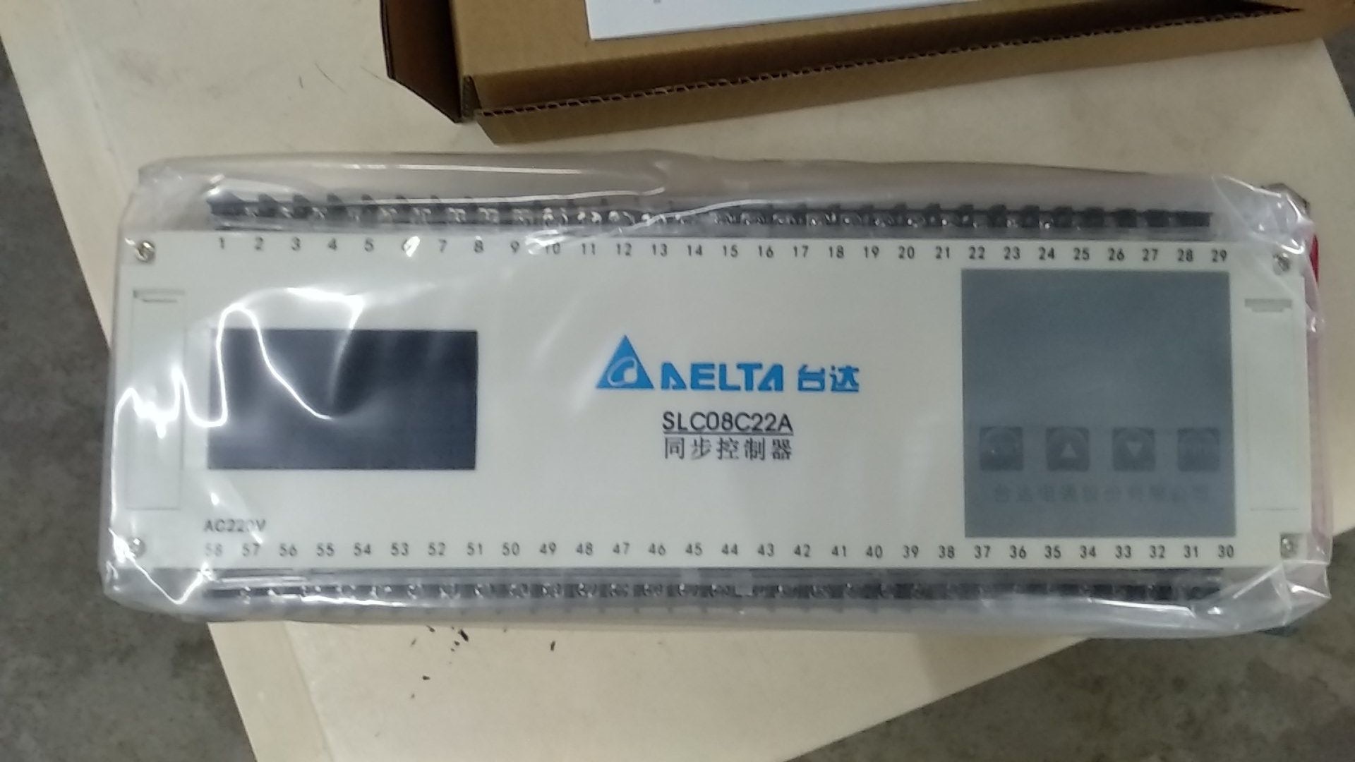 台达同步控制器 SLC08C22A   8路同步控制器