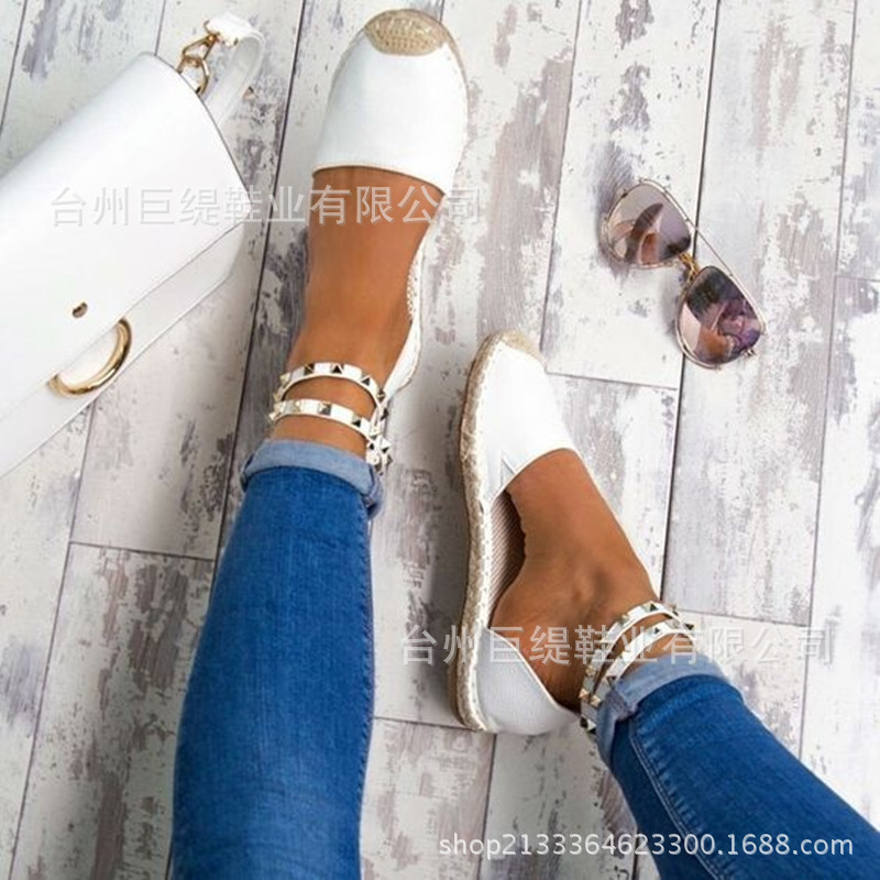 Women's Flat-heeled Rope Rivet Shoes