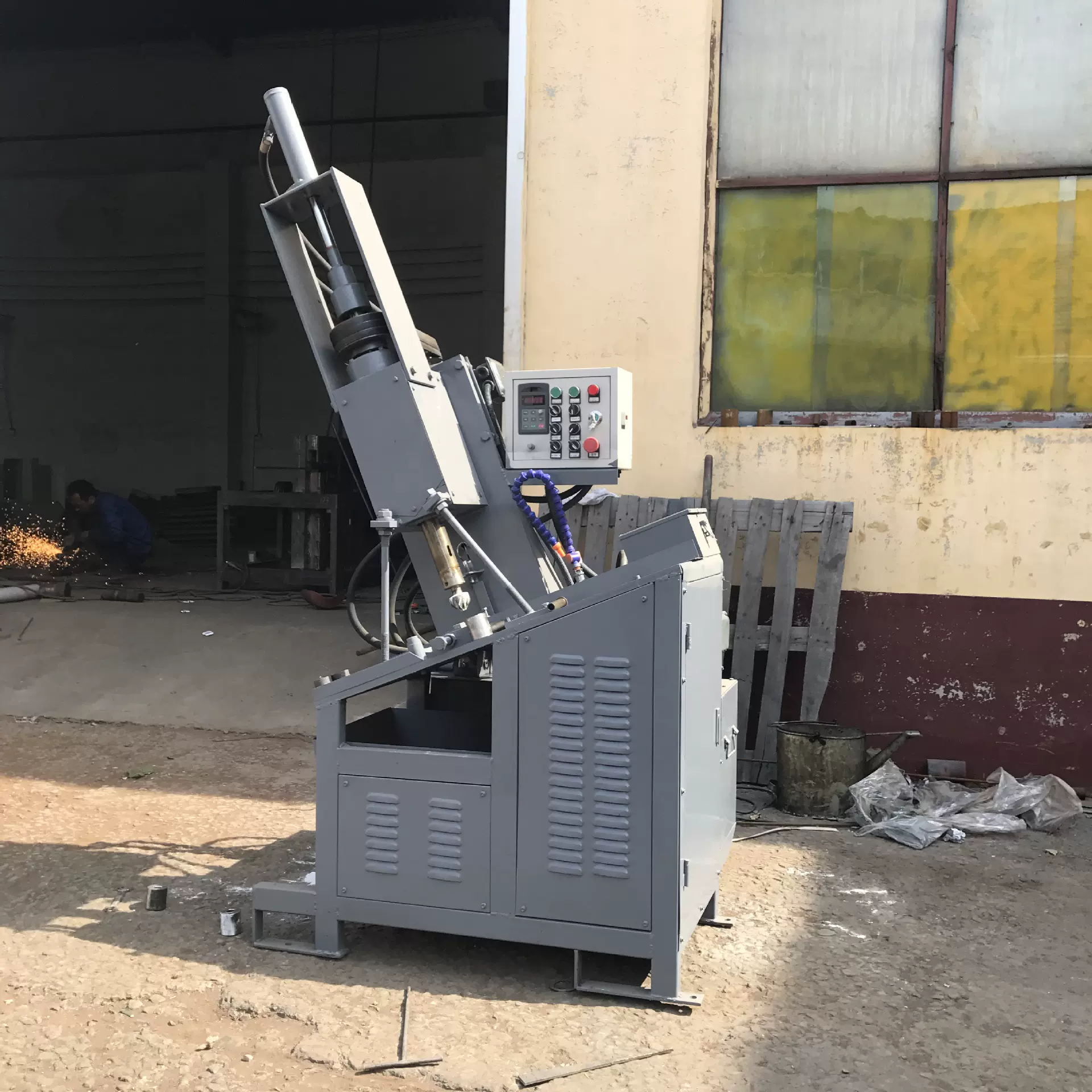 邢台红光直螺纹钢筋接头攻丝机 自动攻丝机 厂家直销定制