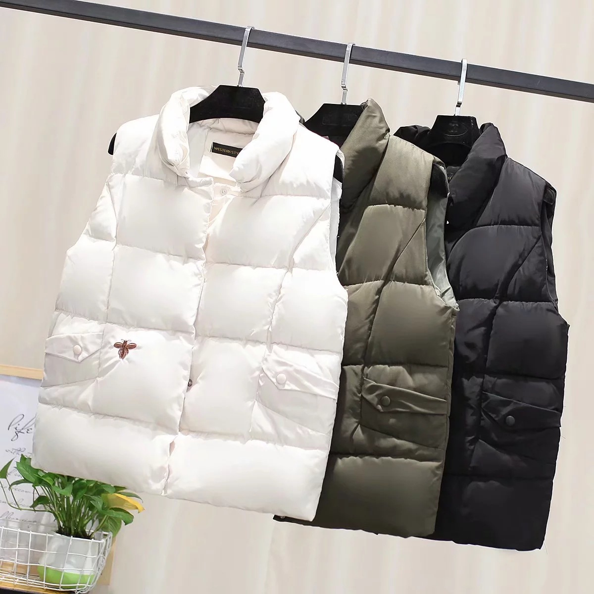 Gilet femme en Fibre de polyester - Ref 3317670 Image 1