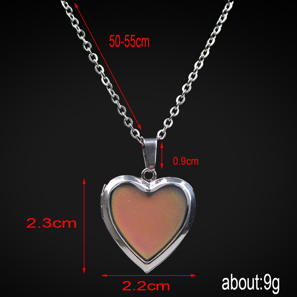 Temperature-sensing Color-changing Heart Necklace  display picture 1