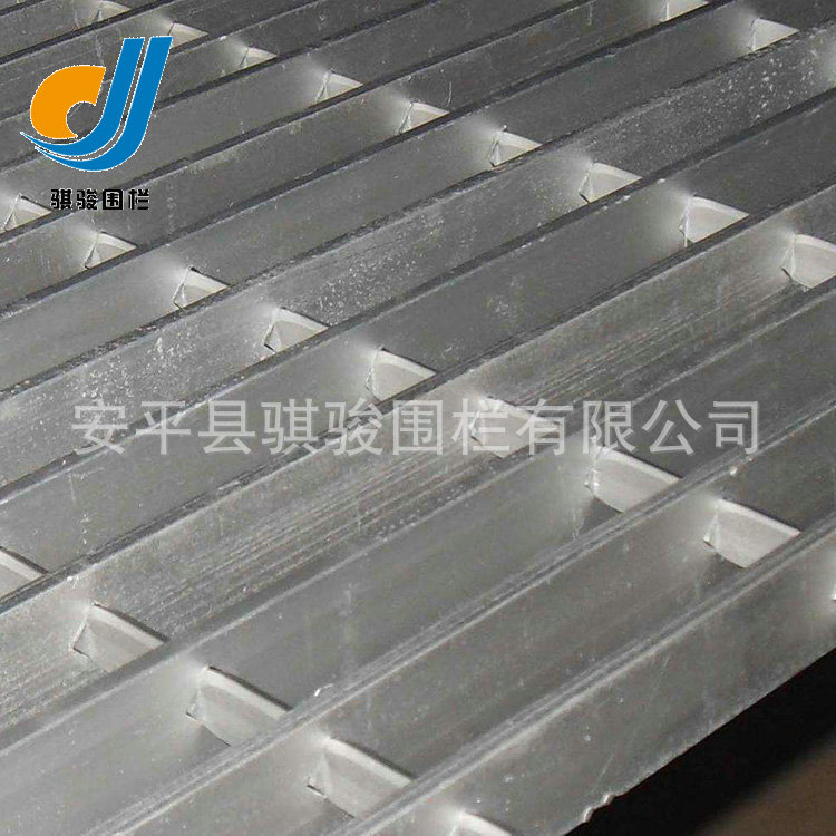 骐骏直销不锈钢钢格板 机械制造厂钢铁厂用格栅板 经久耐用