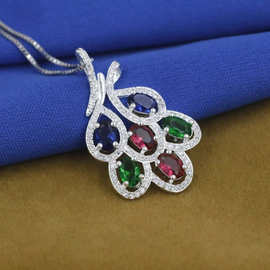 新款白铜镀银饰品 经典花朵项链 奢华时尚锆石女性链条吊坠