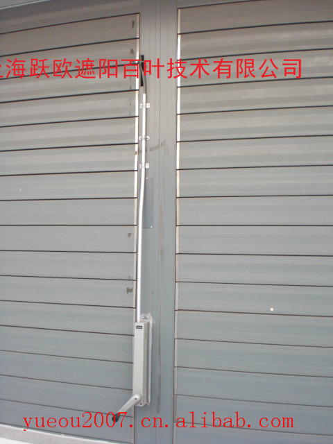 供应轻型及重型手摇式开窗机