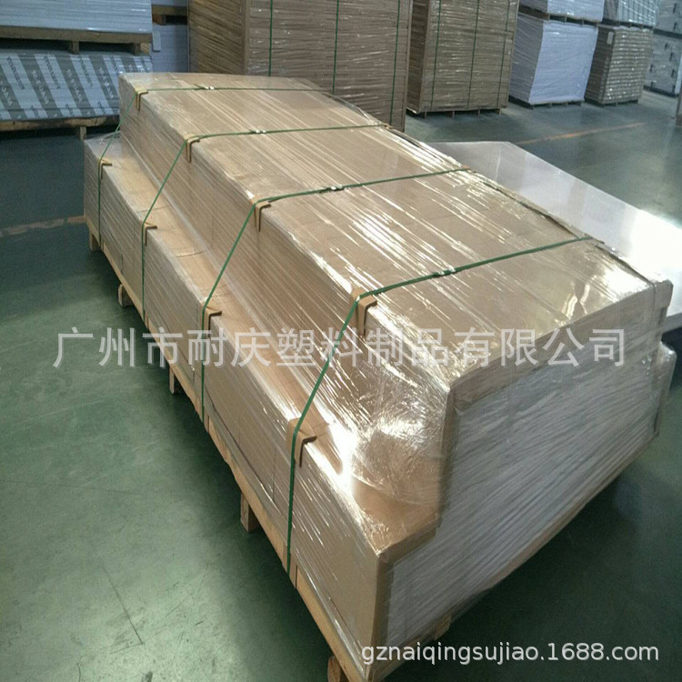 厂家出售实惠PVC自有发泡板5mm高密度0.75定做发泡板1220*2440