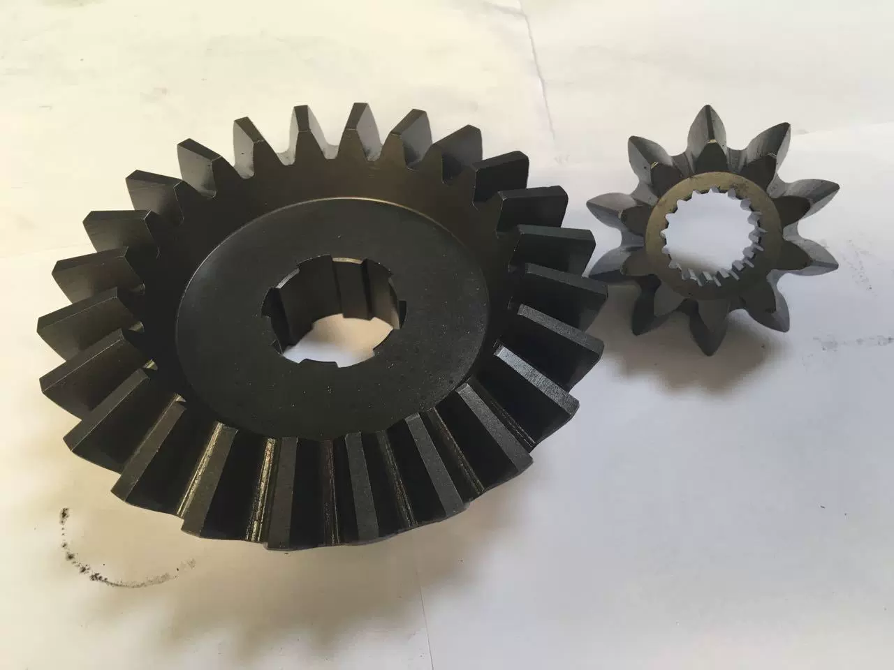 厂家直供加工定制优质圆形齿轮 盆角齿 美国格里森专做鼓形齿