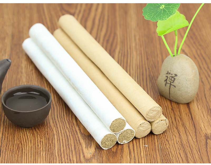 Handmade Moxa Sticks Ai Tiao 35:1 Pure Moxa Wool Rolls 18x200mm for Moxibustion Home and Studio Use in use