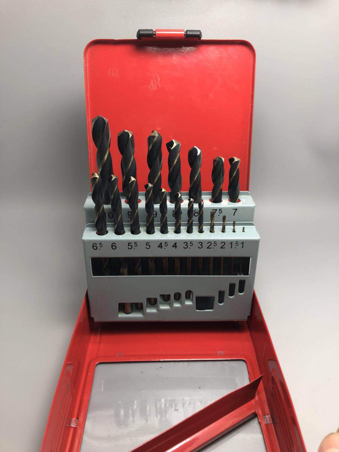 19支套直柄麻花钻头 轧制钻头组套（1-10mm）*0.5