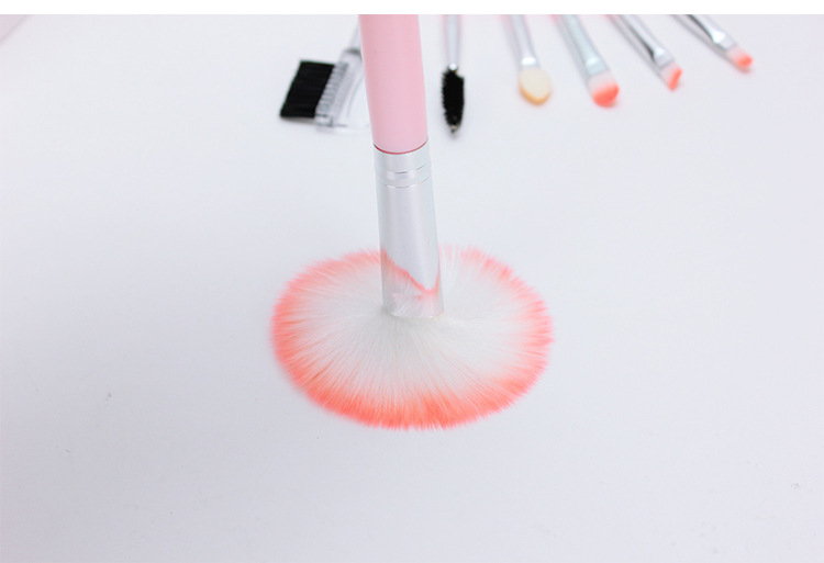 Makeup Brush Set Image 8