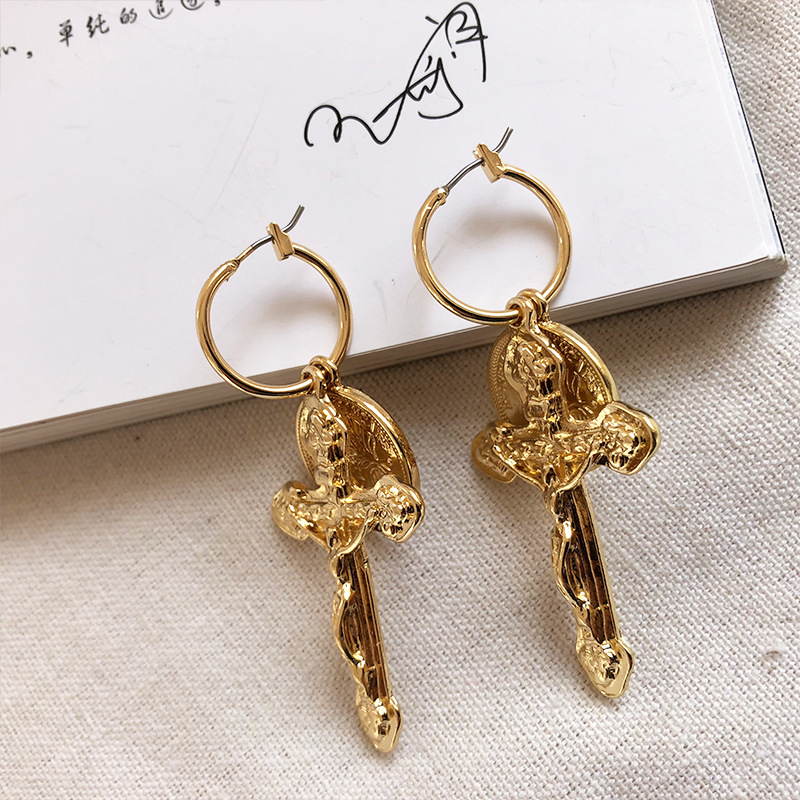 Fashion Retro Women's Cross New Punk Gold Coin Alloy Earrings display picture 2