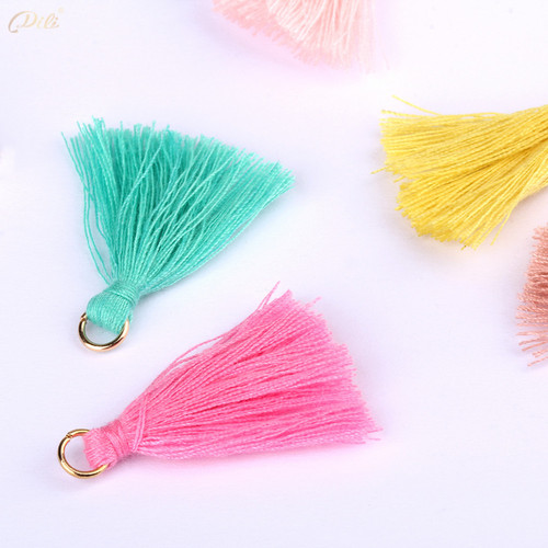 [Seventh Style] Supply of colorful 3cm polyester-cotton hanging circles with small tassels and 3cm tassel spikes