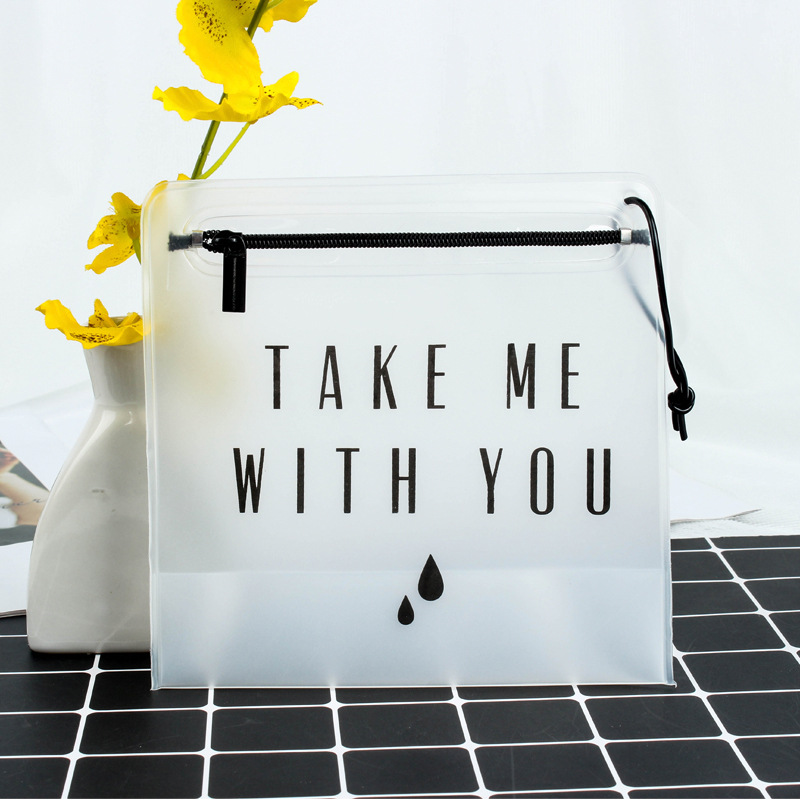 供应新款EVA袋子eva立体化妆袋塑料PVC礼品袋 厂家批发可制作