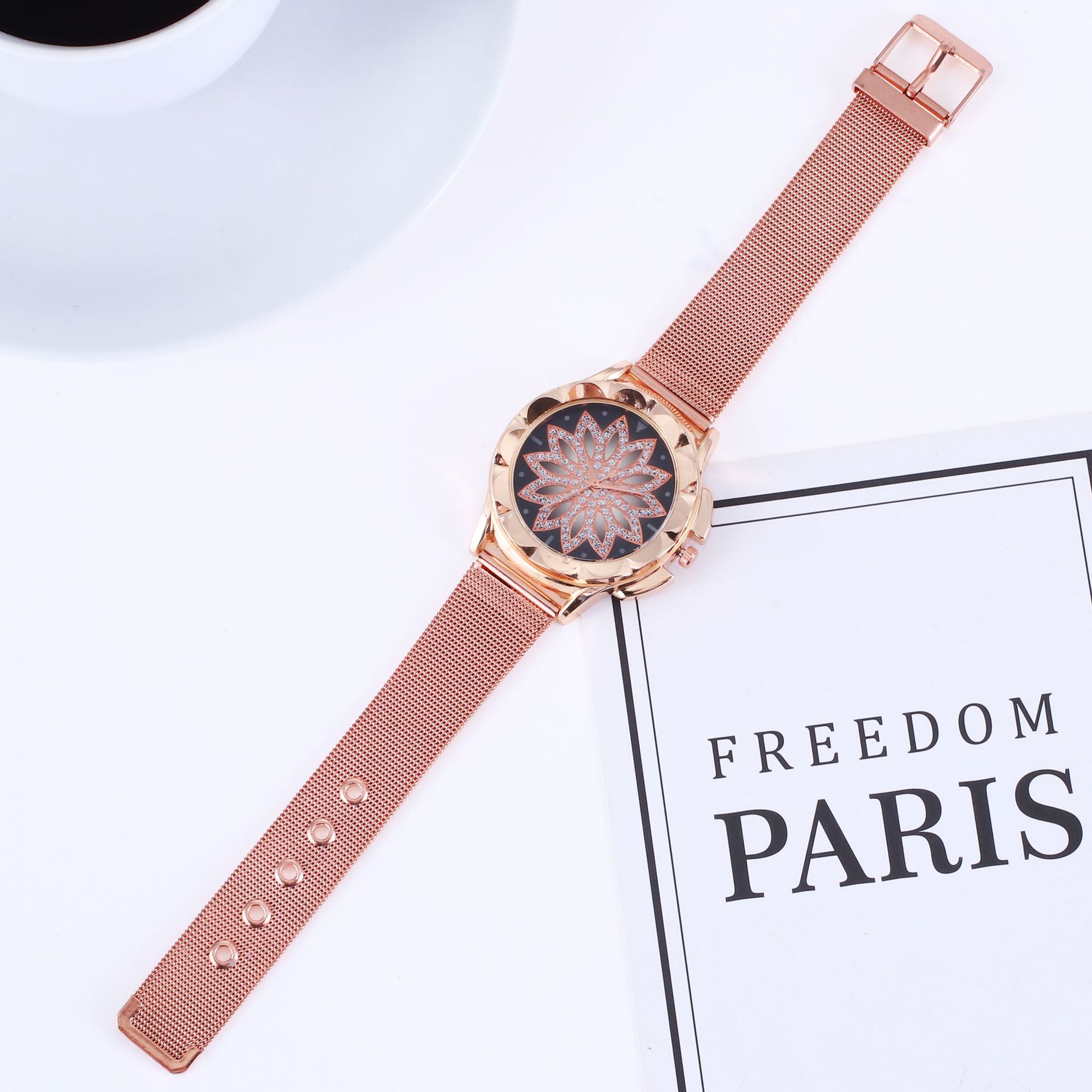 Cost performance  Stainless steel mesh diamond inlaid women's watch, clock in operation, dial with simple scale, quartz watch_voghion.com