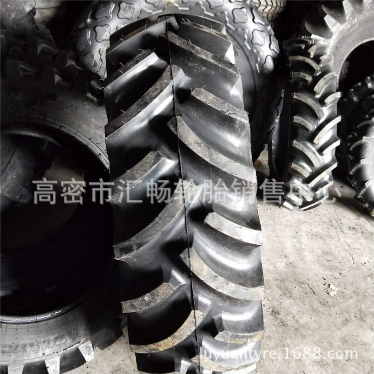 16.9-28 轮胎 拖拉机轮胎 人字花纹 农用轮胎