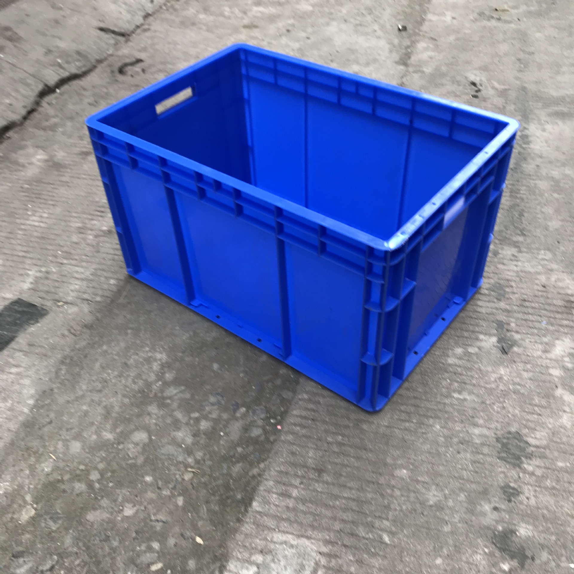 深圳蓝色塑胶汽配物流周转箱600*400*340广州塑料箱 东莞塑料EU箱