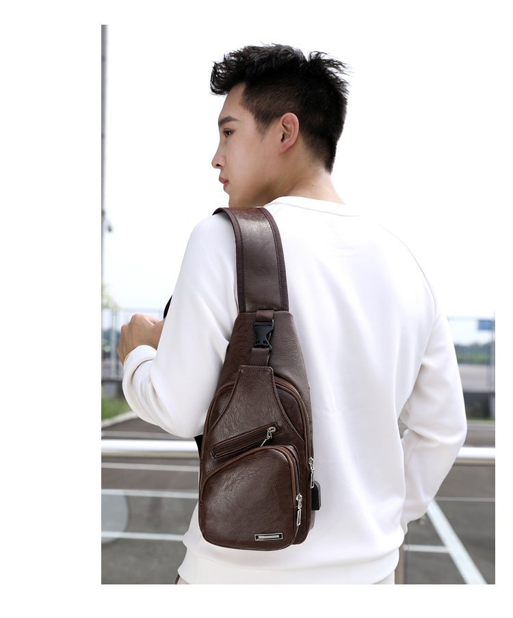 Cross -border explosion USB men's chest bag portable charging casual mesengers outdoor sports PU chest bag