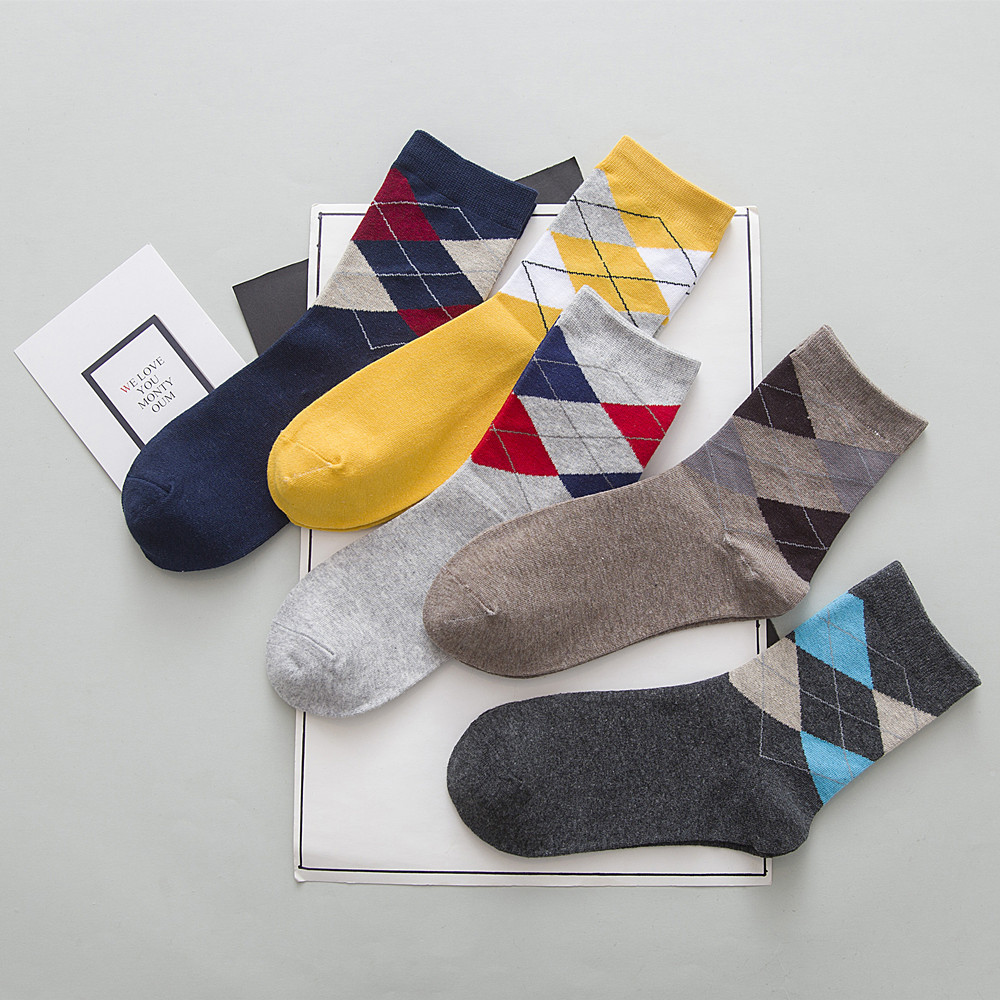 中筒男士秋冬款男人襪棉襪菱形塊風格純棉吸汗透氣不臭腳廠家批發