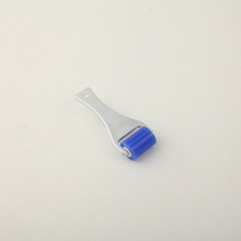 粘塵滾輪1.2寸鋁片架硅膠除塵滾輪矽膠滾輪手動清潔
