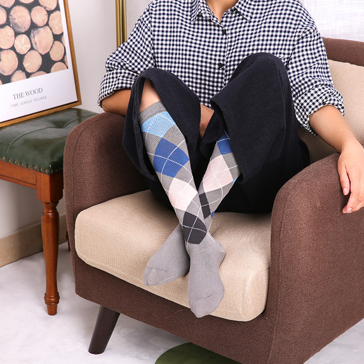 Calzini da donna in stile college scozzese a metà polpaccio, stile autunno-inverno, con leggera pressione, in cotone, alti fino al ginocchio, 2025d_voghion.com