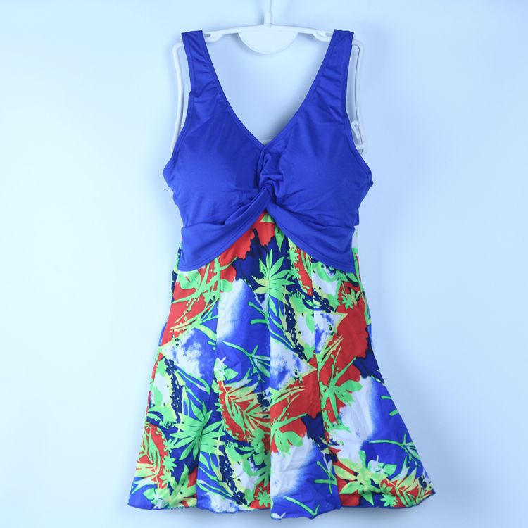 泳衣女加肥加大码胖MM连体裙式平角裤泡温泉泳装女士游泳衣