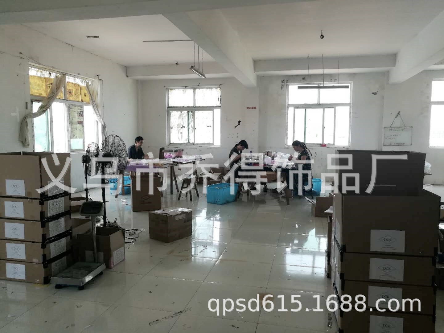 691113493776806239_副本