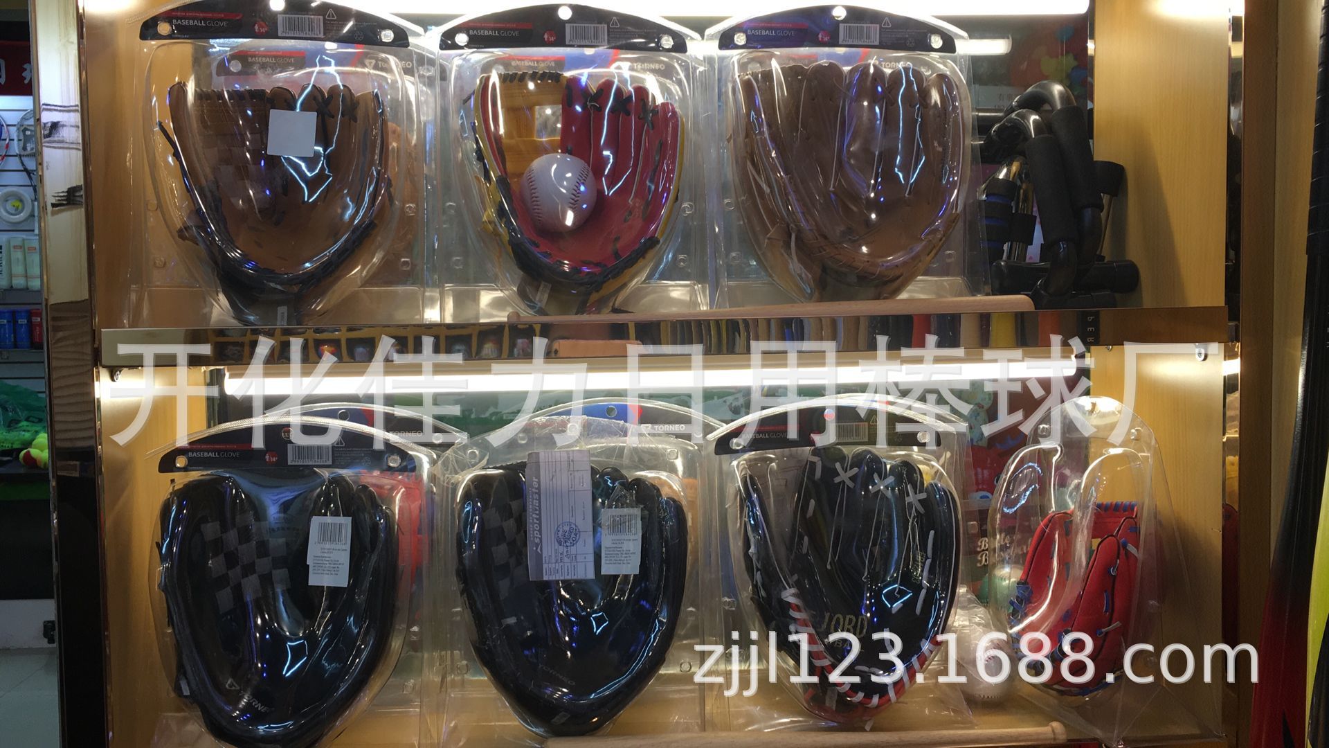 3CAEB4E7AA71E6225BC141ED3DF230