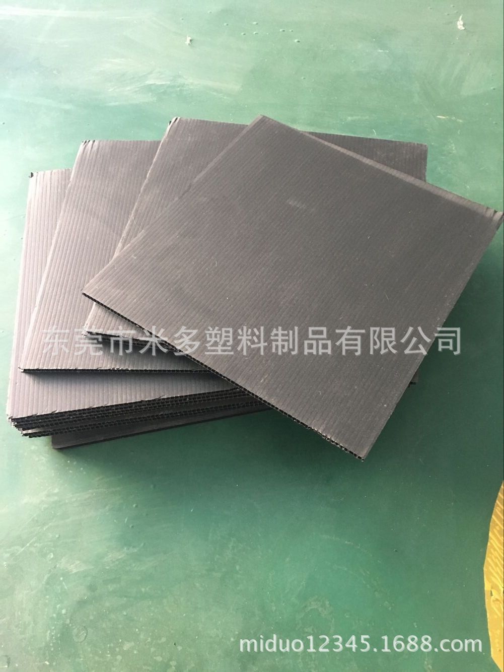 低价供应厚街虎门塑料瓦楞万通隔板 空心塑料蜂巢板