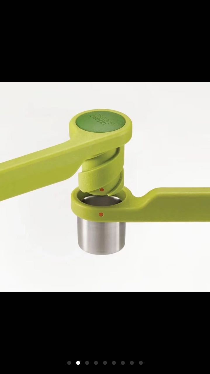 8843769997_1905104282