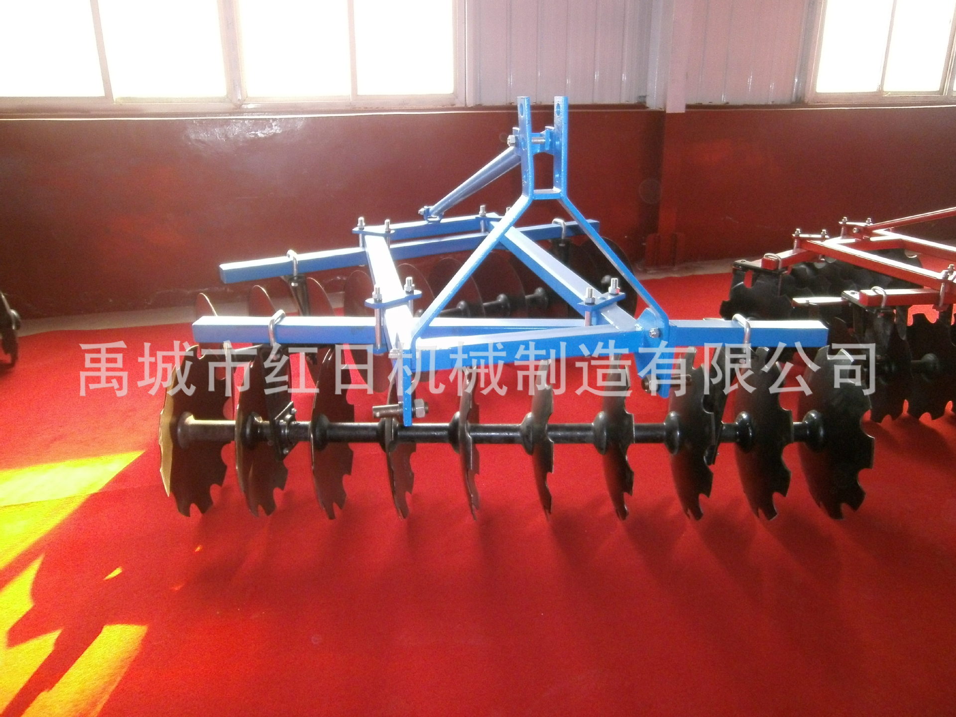 圆盘耙生产厂家   中型圆盘耙   缺口圆盘耙   定制圆盘耙