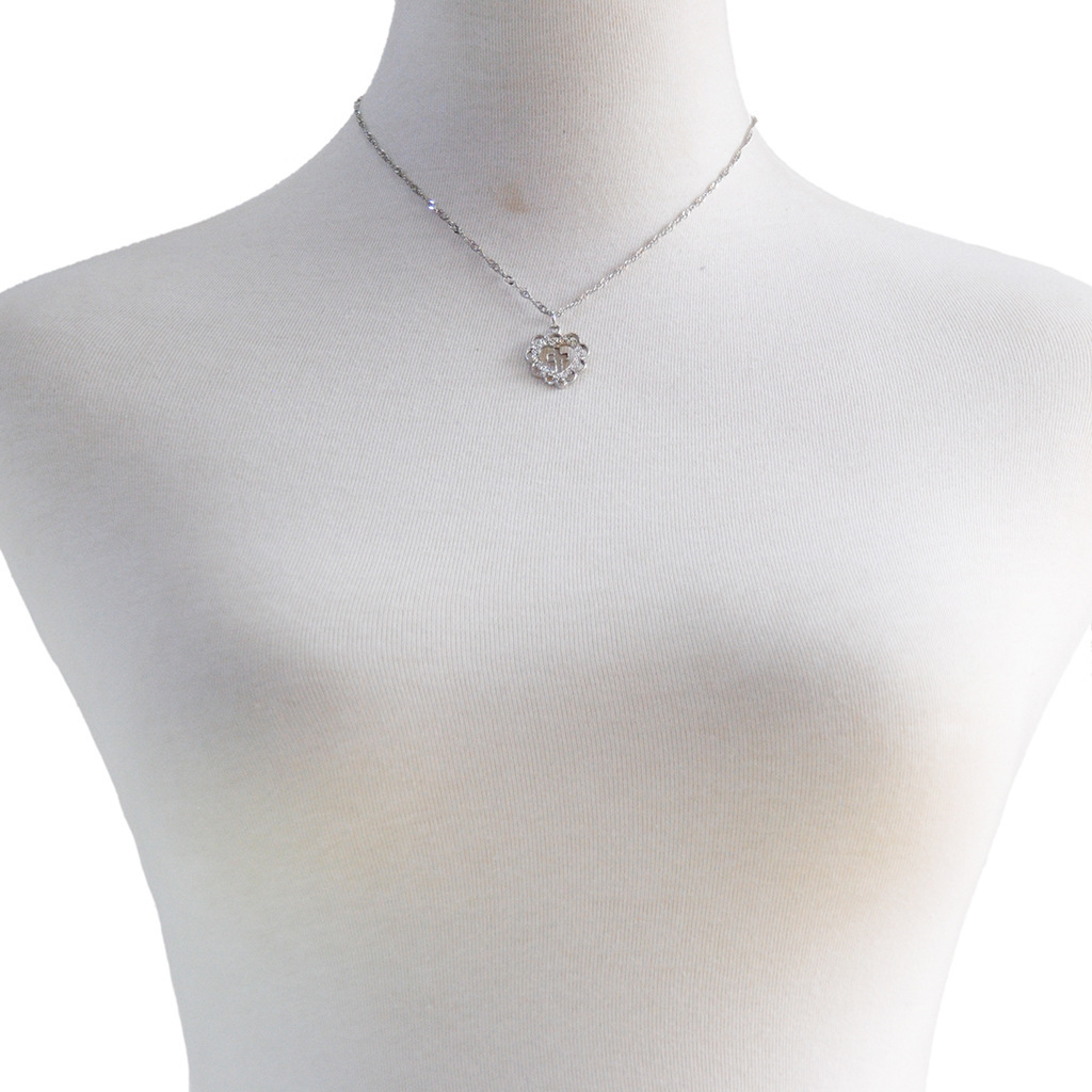 Silver Pendant Necklace