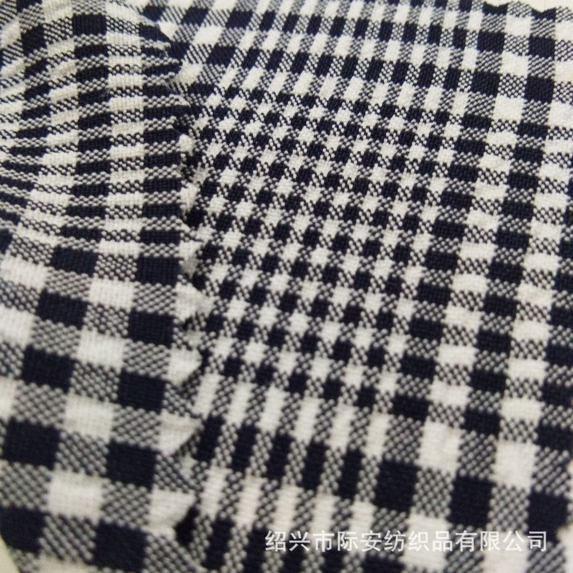 涤纶色织弹力泡泡布涤纶阳离子 阳离子涤纶纤维休闲服面料