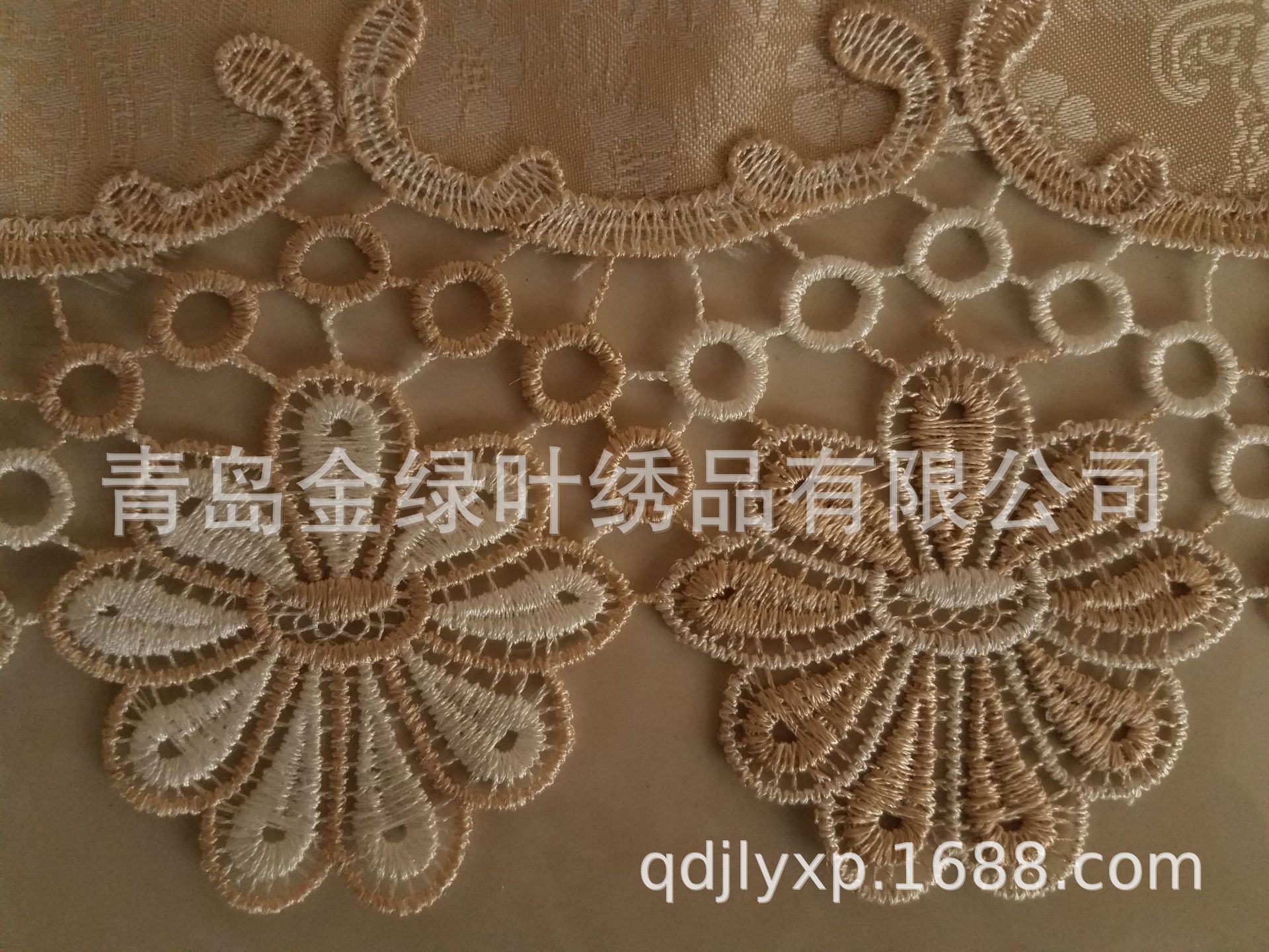 工厂低价批发销售 蕾丝 台布 桌布 双色水溶花边