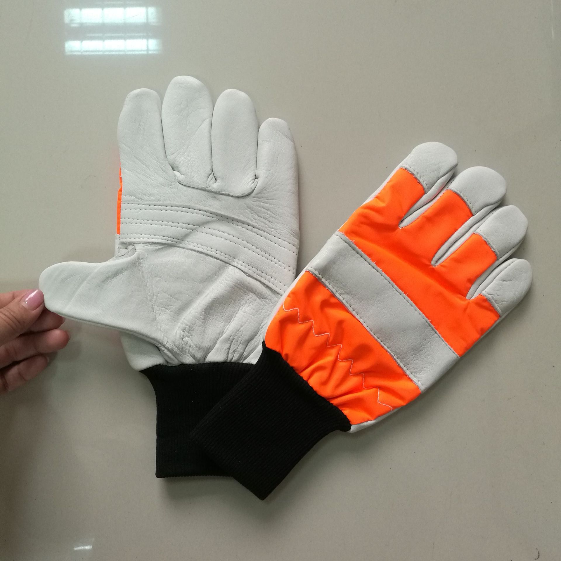 厂家批发 牛皮防彻割手套 牛皮劳保手套 加厚耐磨木工皮手套