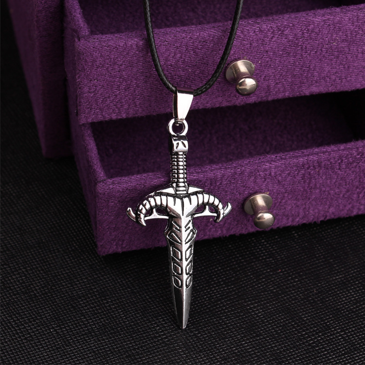 Personalized Dragon Sword Pendant Necklace For Men And Women_voghion.com