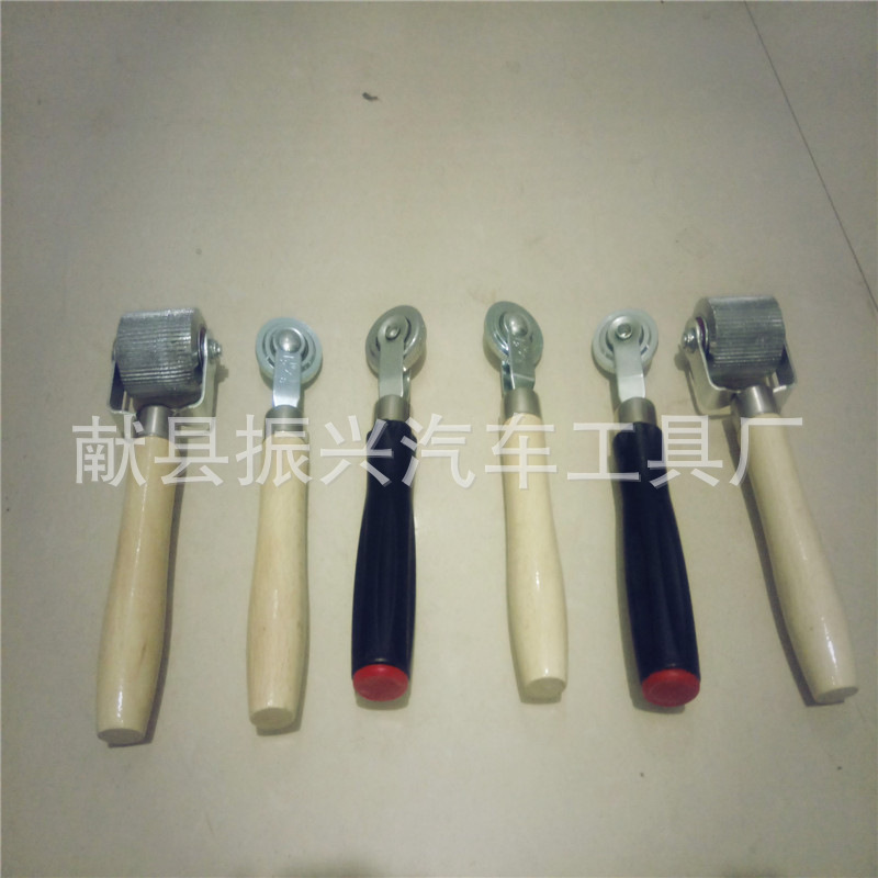 汽车补胎压实压轮滚轮 木柄补胎修补工具