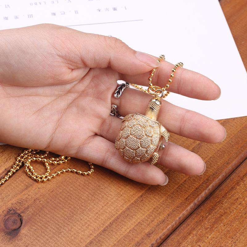 Korean Edition originality personality golden Tortoise Watch Female models M beads leisure time Female models quartz decorate Watch wholesale