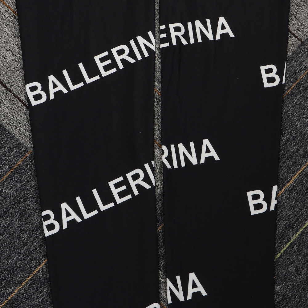 Costume femme VIGNIA en Lait de soie - Ref 3333939 Image 37