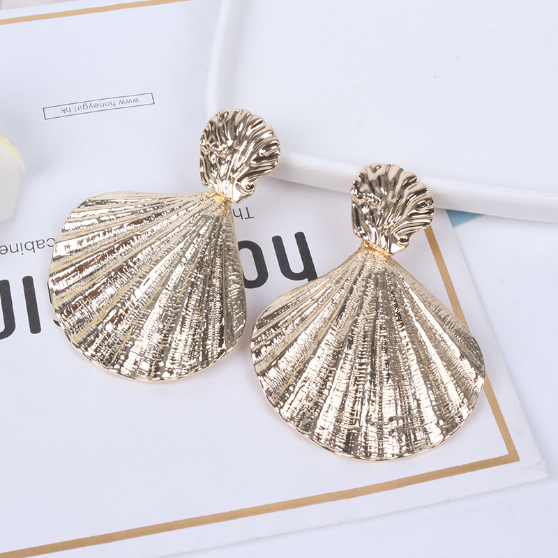 Shell Metal Retro Punk Earrings display picture 8