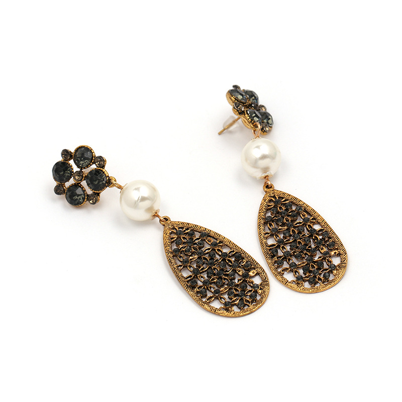 Alloy Fashion Geometric earring(Gold + Black) NHJJ4941-Gold-Black